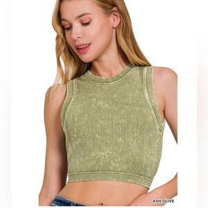 NWT ZENANA small/ medium Green Ribbed Sleeveless Top